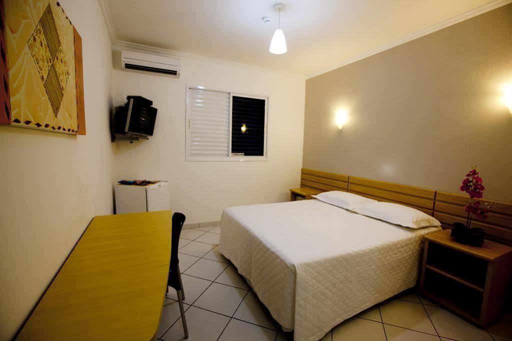 Hotel Sansaed Cuiabá Buitenkant foto